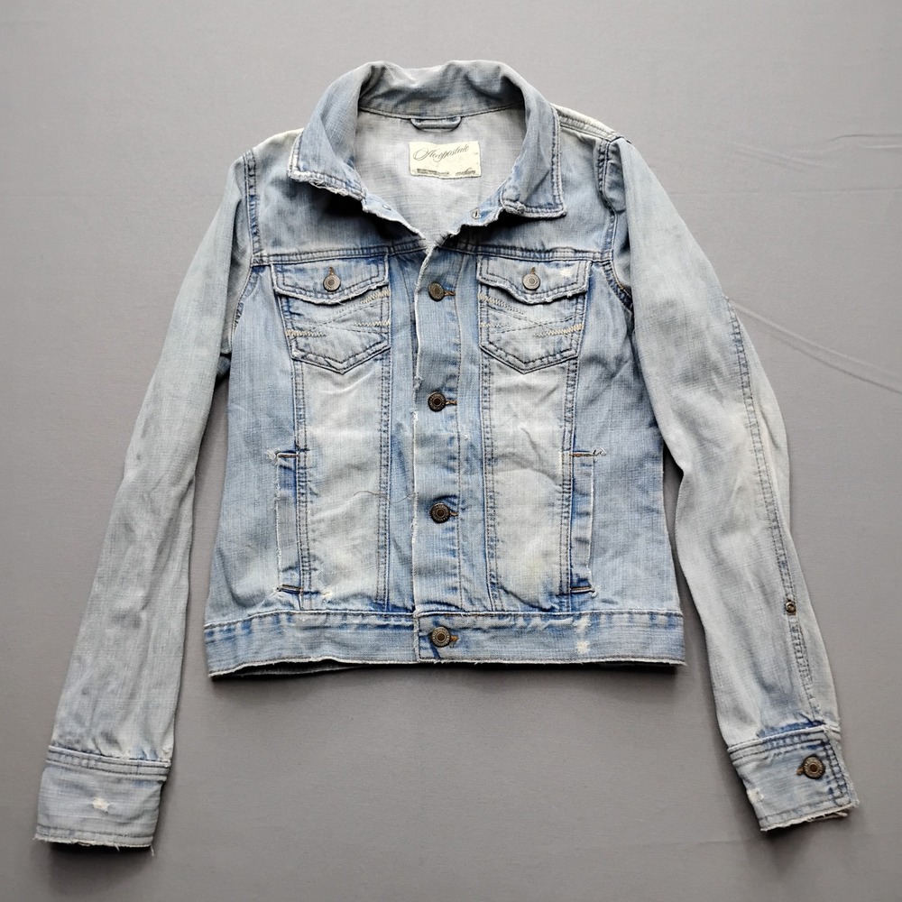 Aeropostale Womens Light Wash Factory Distressed Denim Trucker Jacket Size M